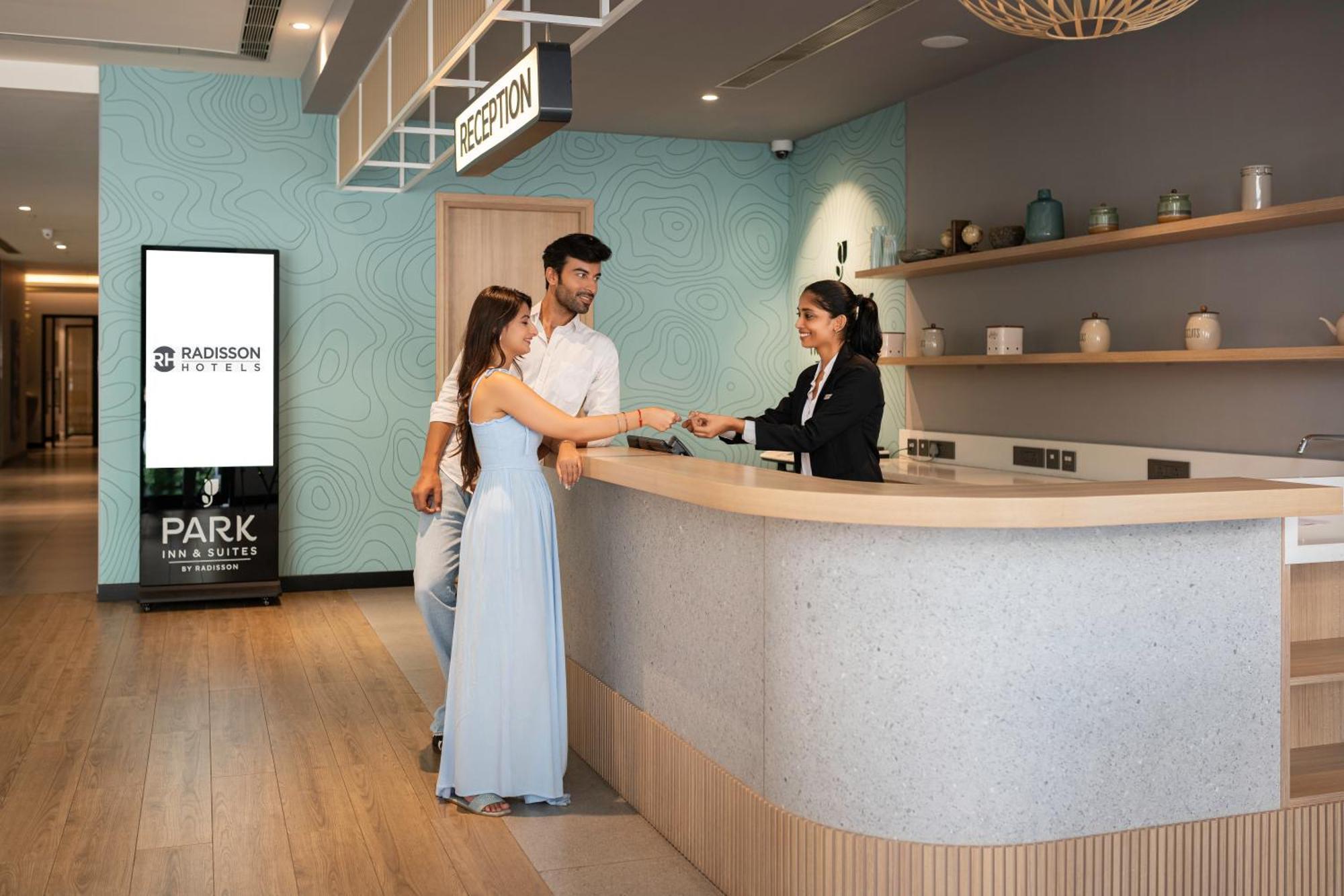 Park Inn & Suites By Radisson Thrissur East Fort Exterior photo